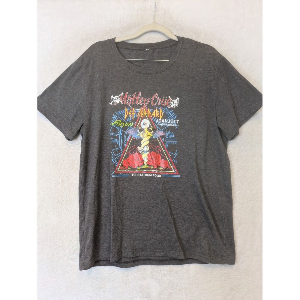The Stadium Tour T-Shirt Men's Large Charcoal Motley Crue Def Leppard
